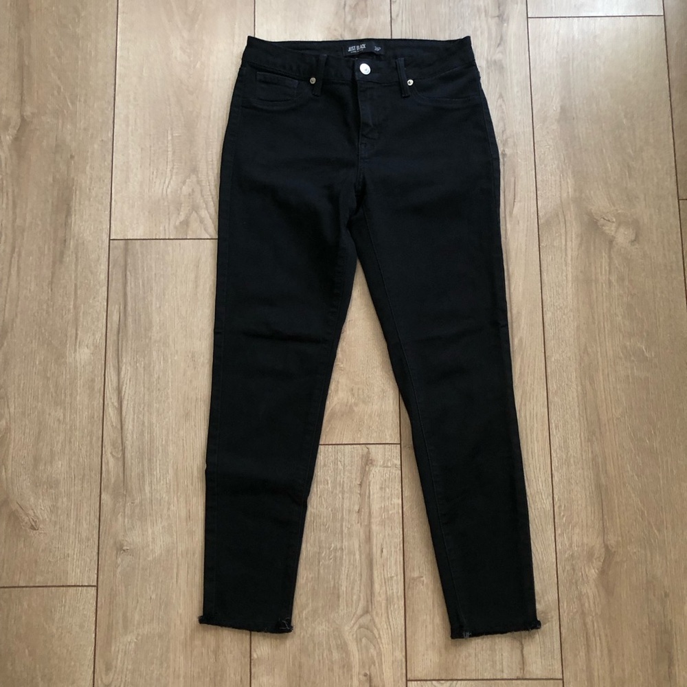 Size 26P Just Black Jeggings